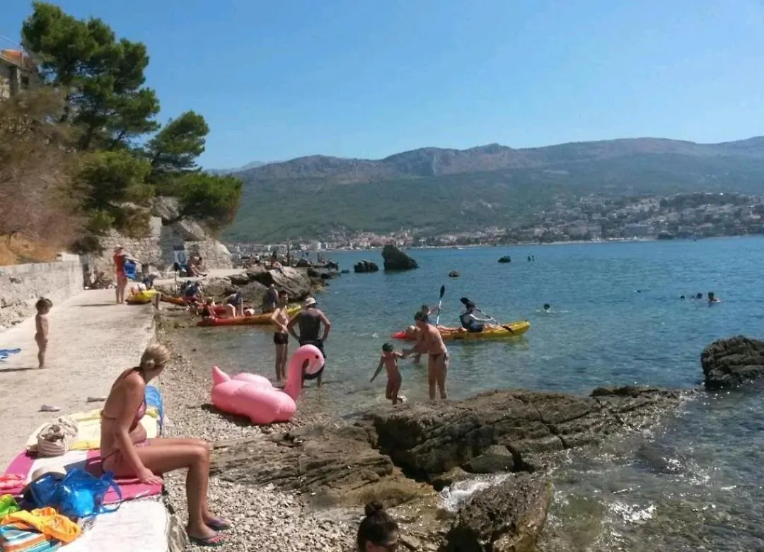 Apartment Tropic Stobrec Split